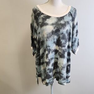 Honeyme Blue and Black Tie-Dye Top